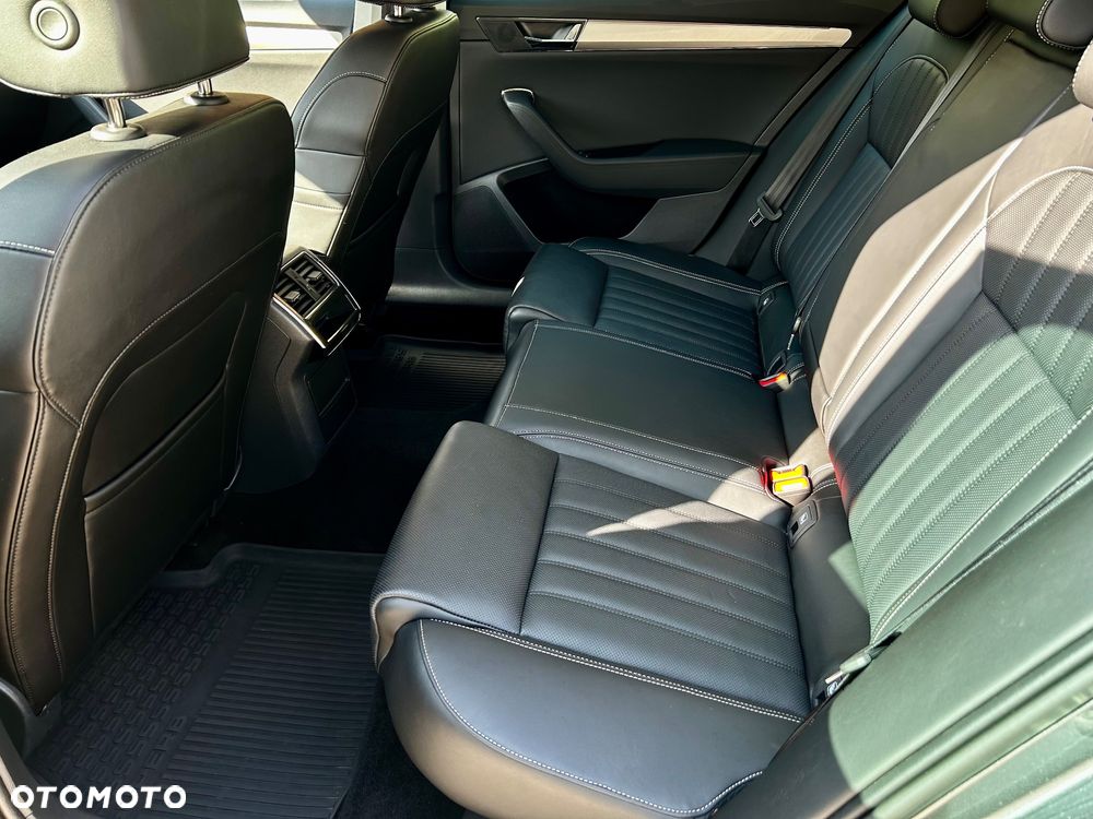 Skoda Superb 2.0 TDI SCR 4x4 L&K DSG - 20