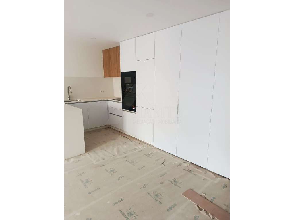 Apartamento T1 1º andar - Grande imagem: 4/11