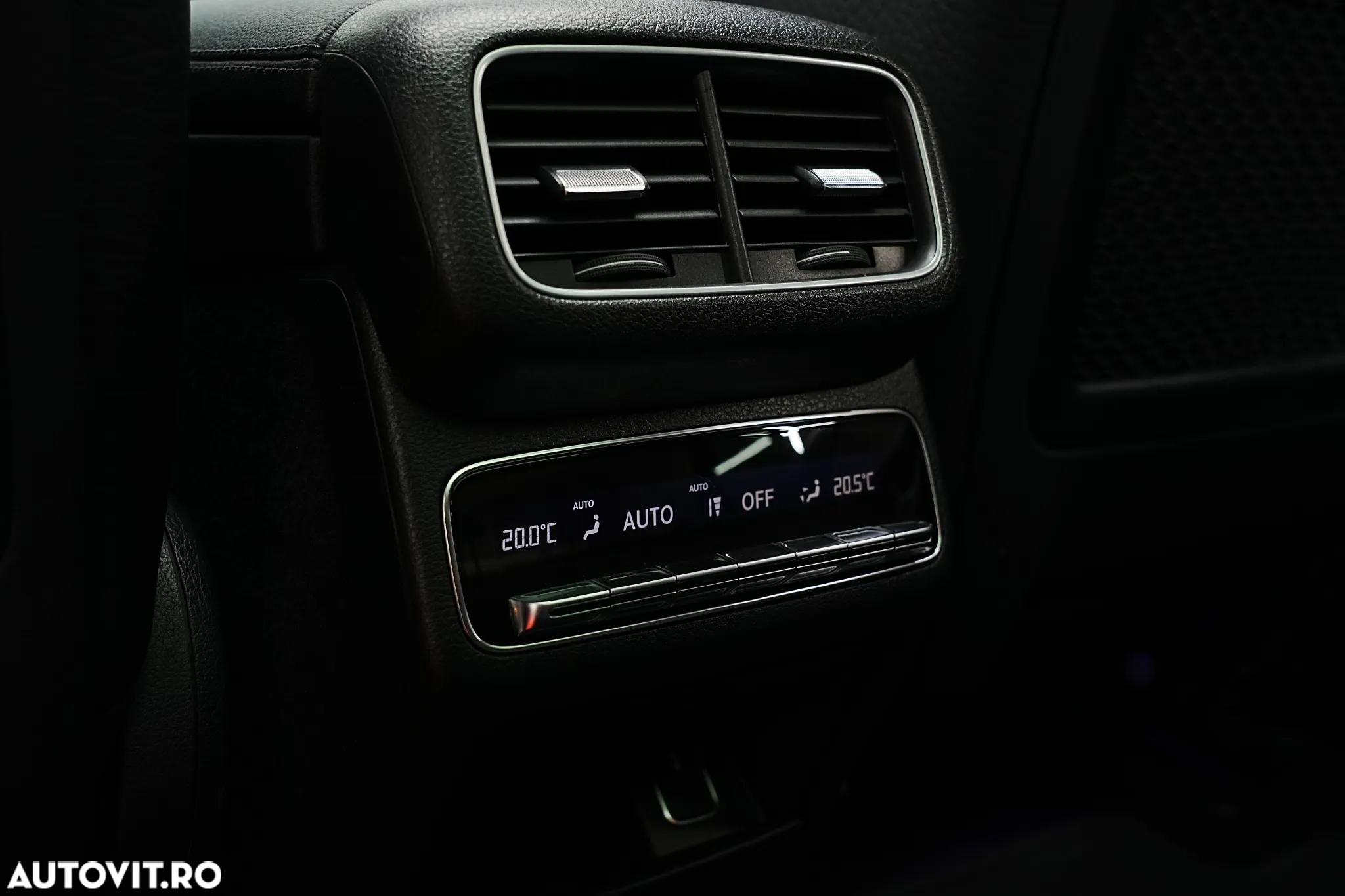 Mercedes-Benz GLE 350 de 4Matic 9G-TRONIC AMG Line - 33