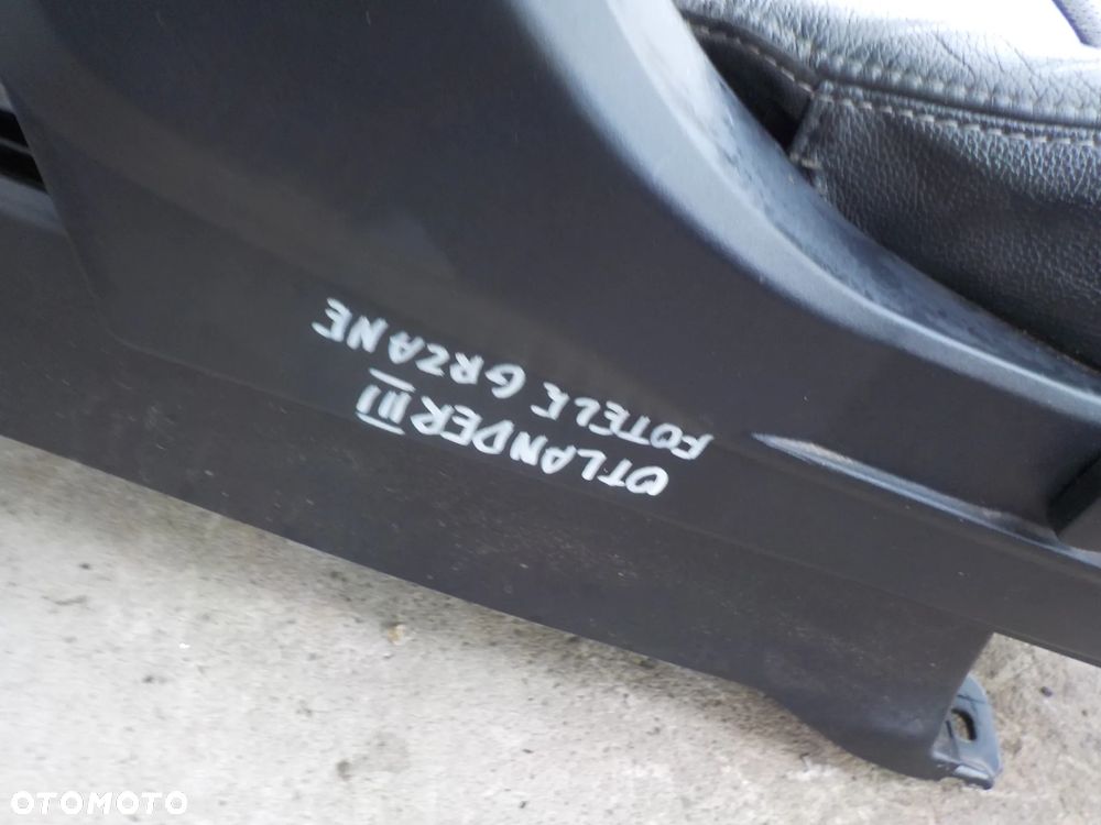 MITSUBISHI OUTLANDER III FOTELE KANAPA BOCZKI PODŁOKIETNIK - 16