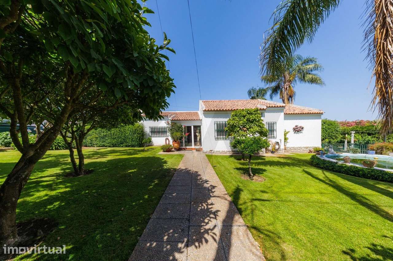 Quinta de Charme com 5.000 m2 em Penteado – Natureza, Conforto e Quali - Grande imagem: 2/60