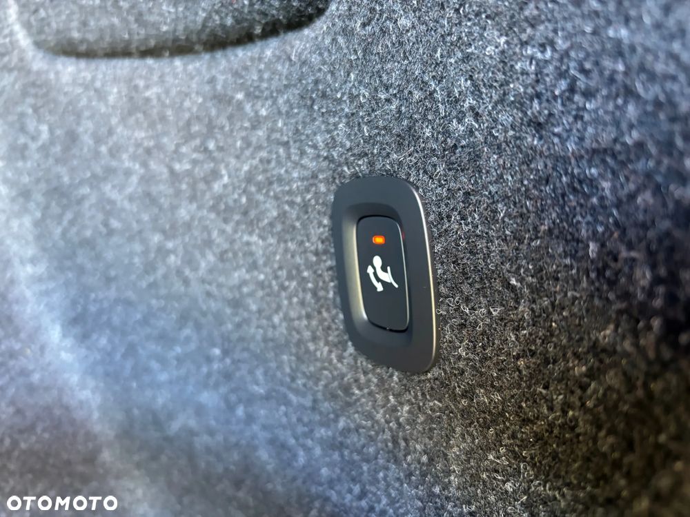 Volvo XC 40 D3 SCR R-Design - 15