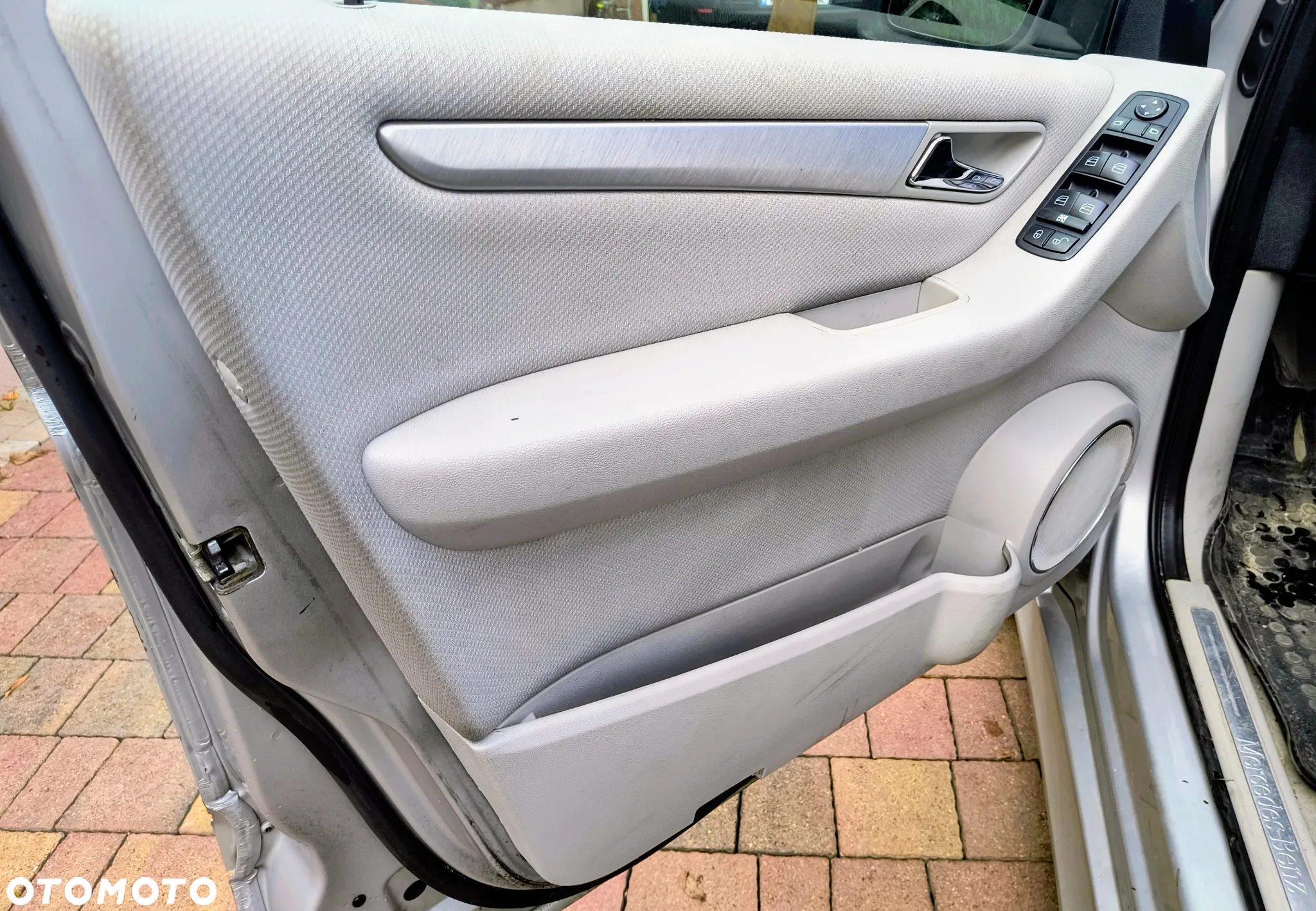 Mercedes-Benz Klasa B 200 CDI - 11
