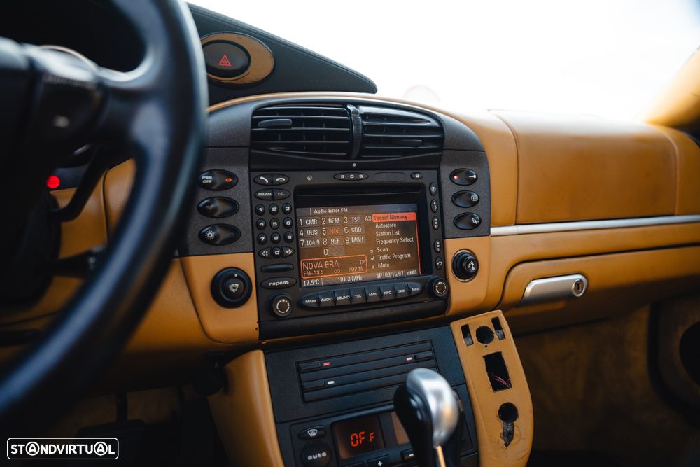 Porsche 911 (996) - 18
