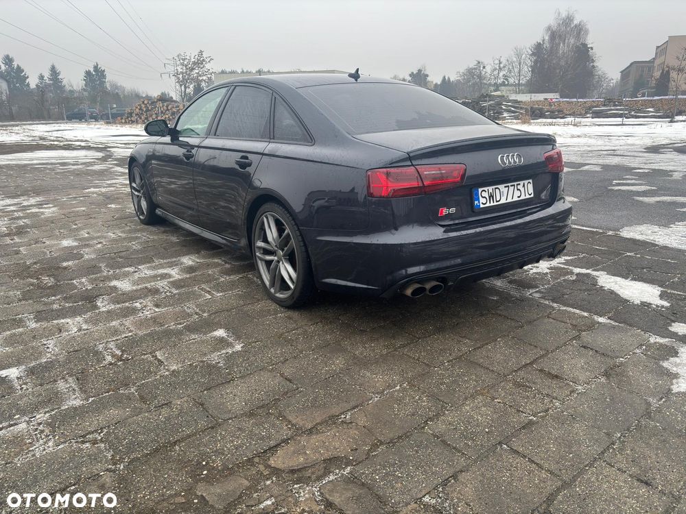 Audi S6 Limousine - 8