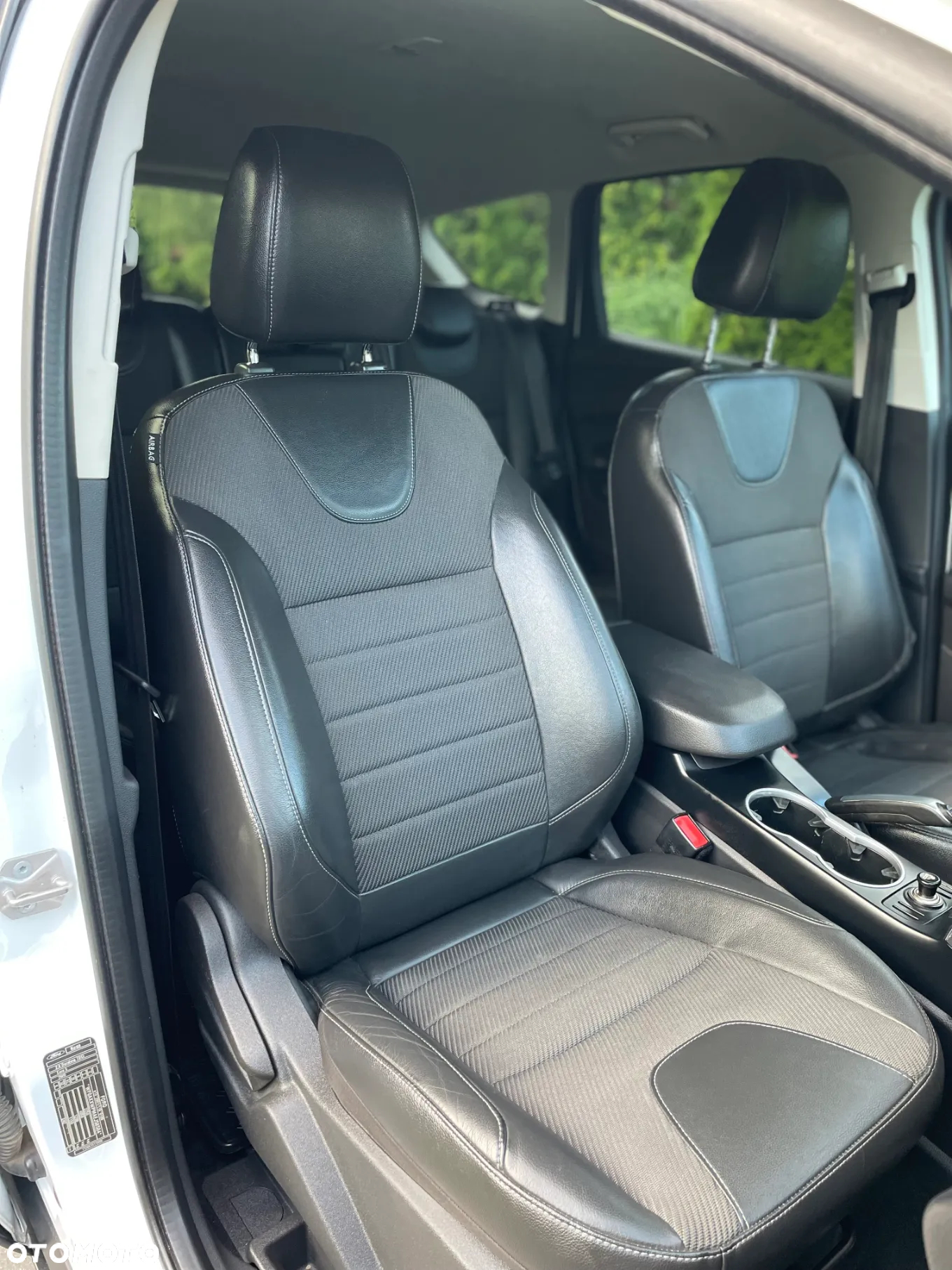 Ford Kuga 2.0 TDCi Titanium - 9