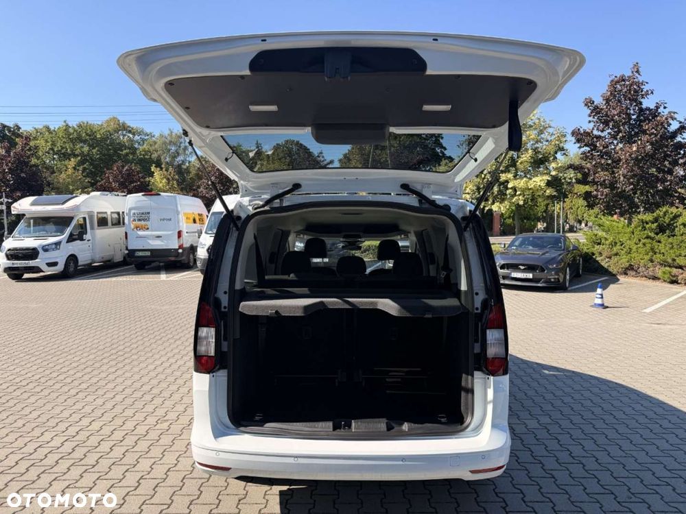 Ford Tourneo Connect Grand - 10