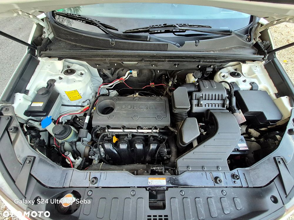 Kia Sorento 2.4 CVVT Attract - 29
