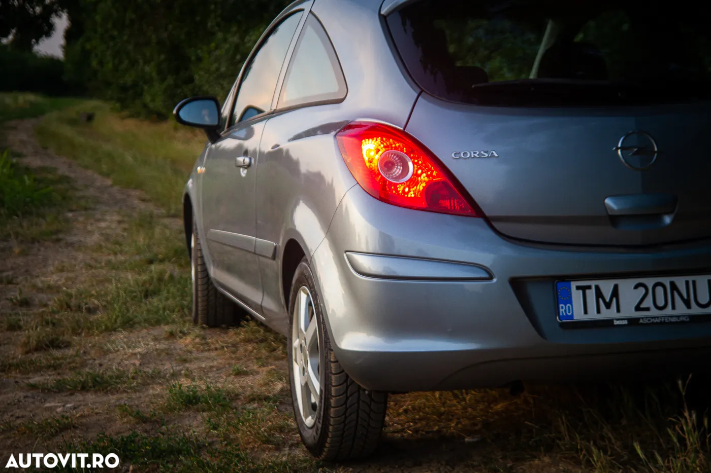 Opel Corsa 1.2i Cosmo - 7