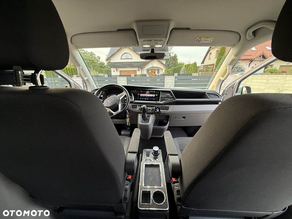 Volkswagen Caravelle - 6