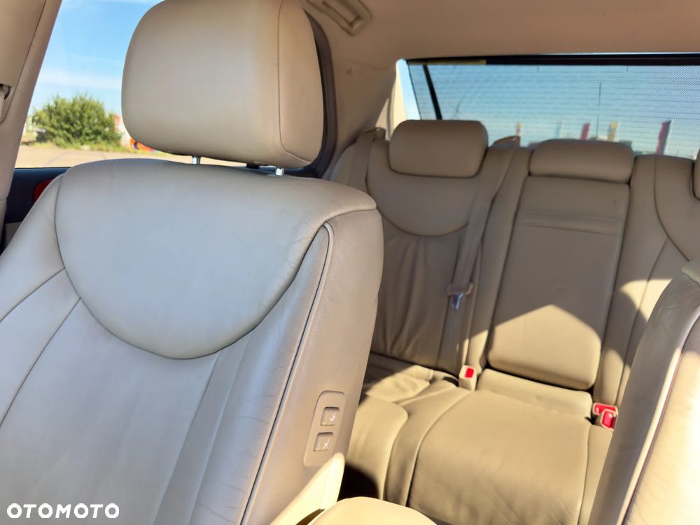 Lexus LS High Class - 21
