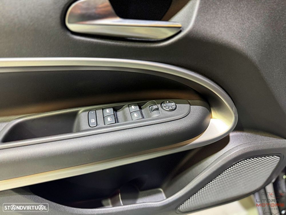 Jeep Avenger 1.2 GSE T3 Altitude - 18