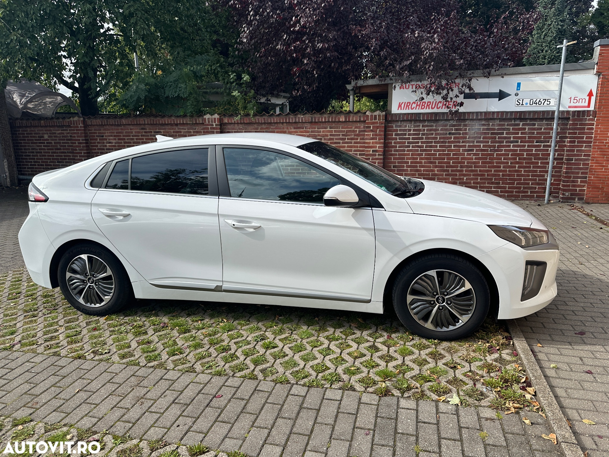 Hyundai IONIQ Plug-in-Hybrid 1.6 GDI Advantage - 13