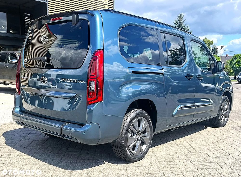 Toyota Proace City Verso Long 1.5 D-4D Family - 7