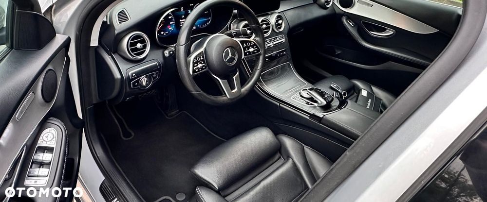Mercedes-Benz Klasa C 200 d 9G-TRONIC Avantgarde - 6