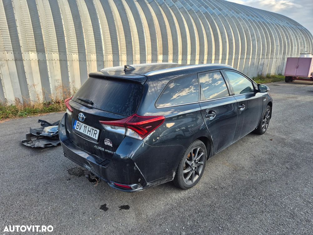 Toyota Auris - 4