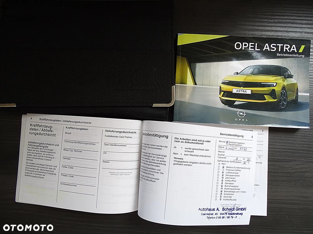 Opel Astra 1.2 Turbo GS - 40