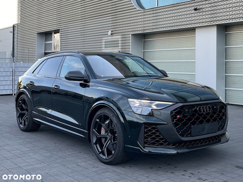 Audi RS Q8 - 3