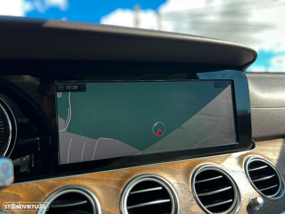 Mercedes-Benz E 220 d Avantgarde - 12