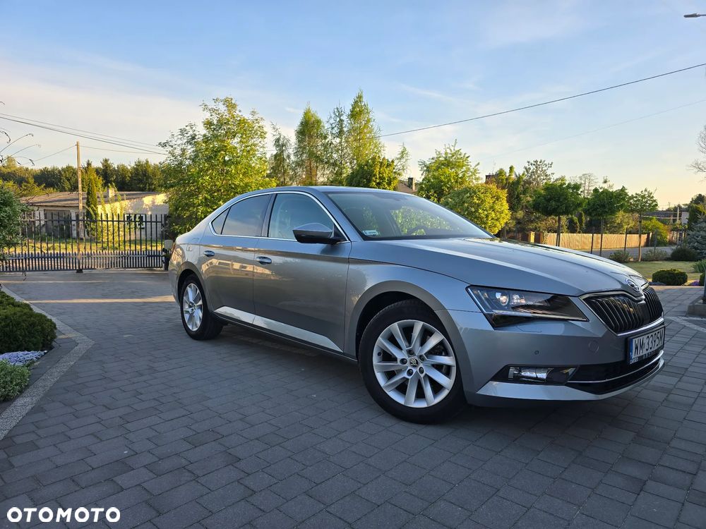 Skoda Superb 1.5 TSI ACT Ambition - 5