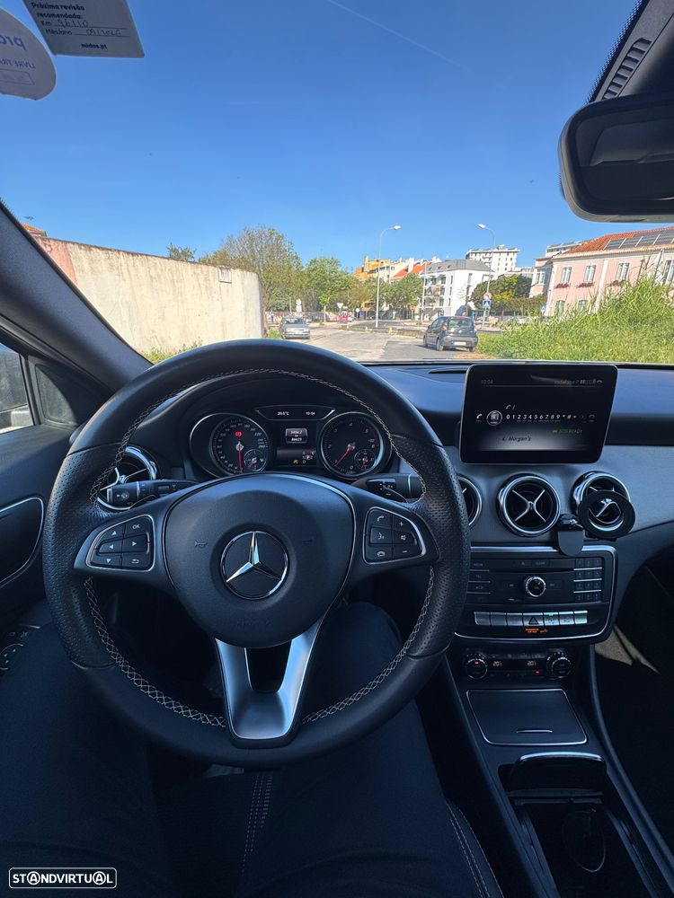 Mercedes-Benz GLA 180 d Urban Aut. - 9