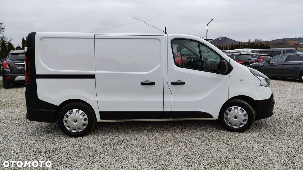 Renault Trafic - 16