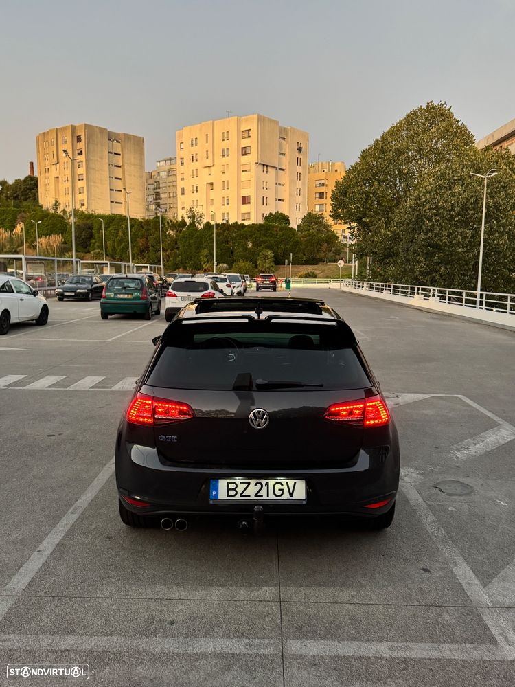 VW Golf 1.4 GTE Plug-In-Hybrid DSG - 16