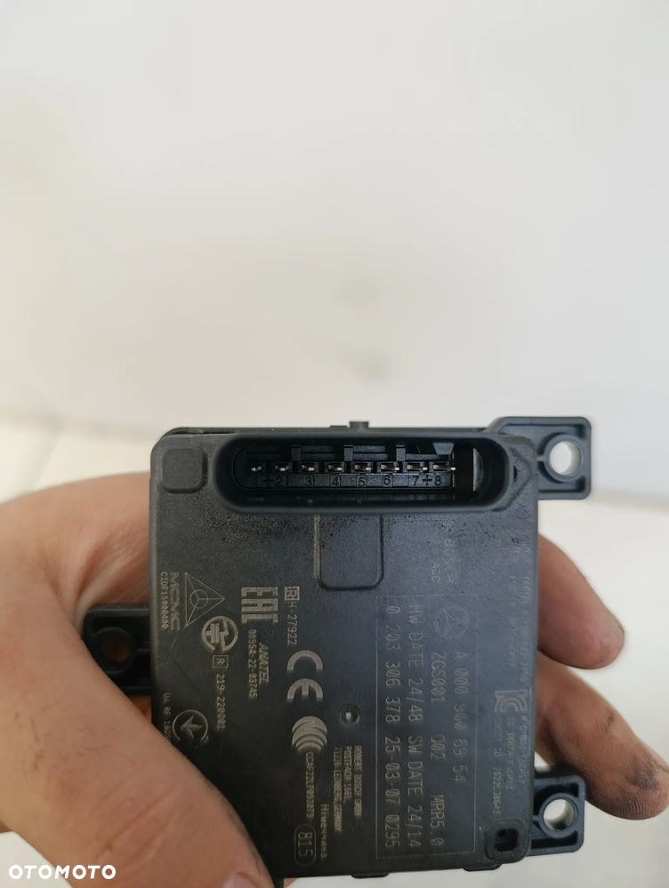 Radar sensor moduł distronic acc przód Mercedes CLA A118 W118 118 lift - 3