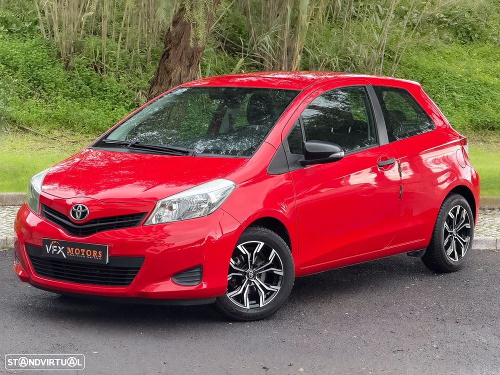 Toyota Yaris 1.0 VVT-i Sport - 1