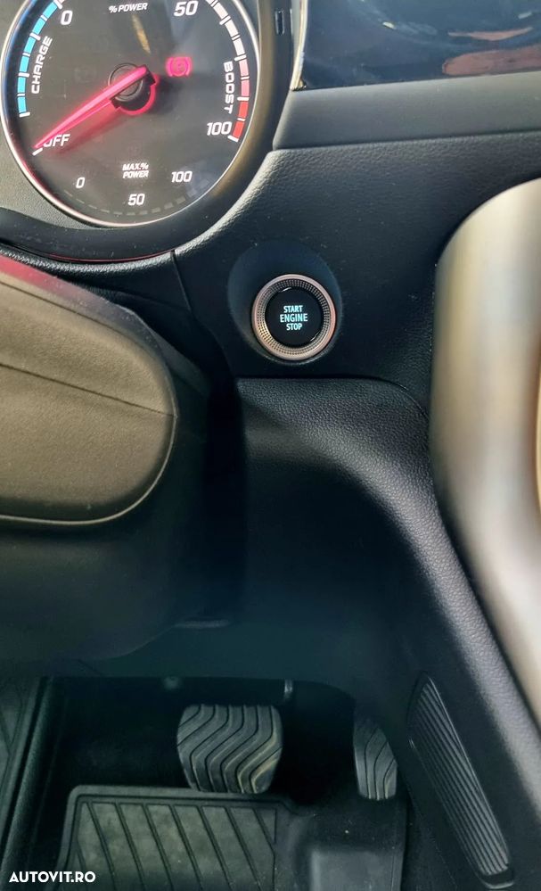 Mercedes-Benz EQT - 11