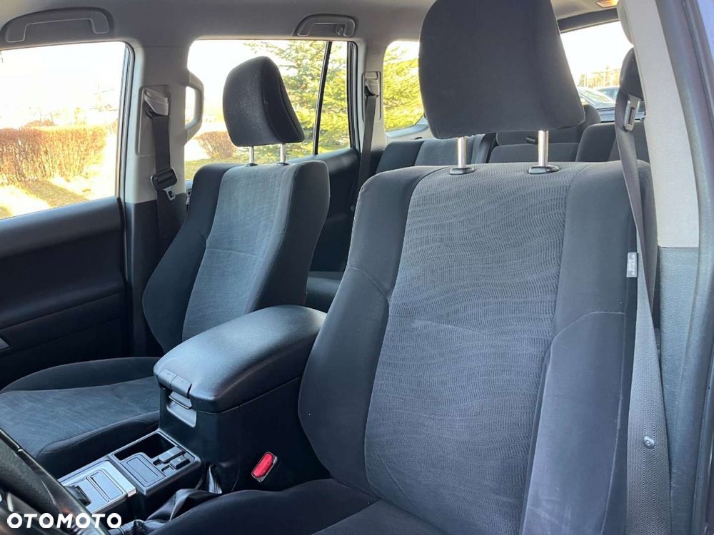 Toyota Land Cruiser - 28