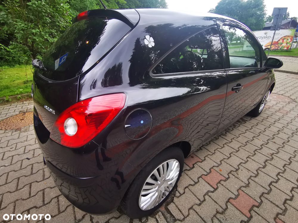 Opel Corsa 1.2 16V Selection 110 Jahre - 2