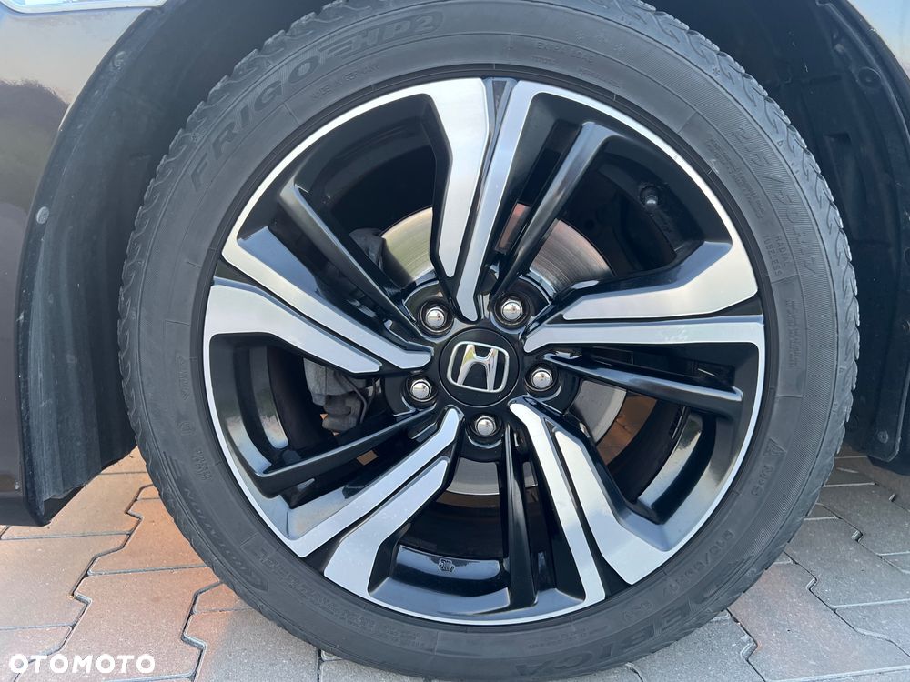 Honda Civic 1.5 T Elegance - 29