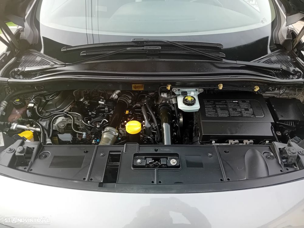 Renault Grand Scénic 1.5 dCi Bose Edition SS - 32