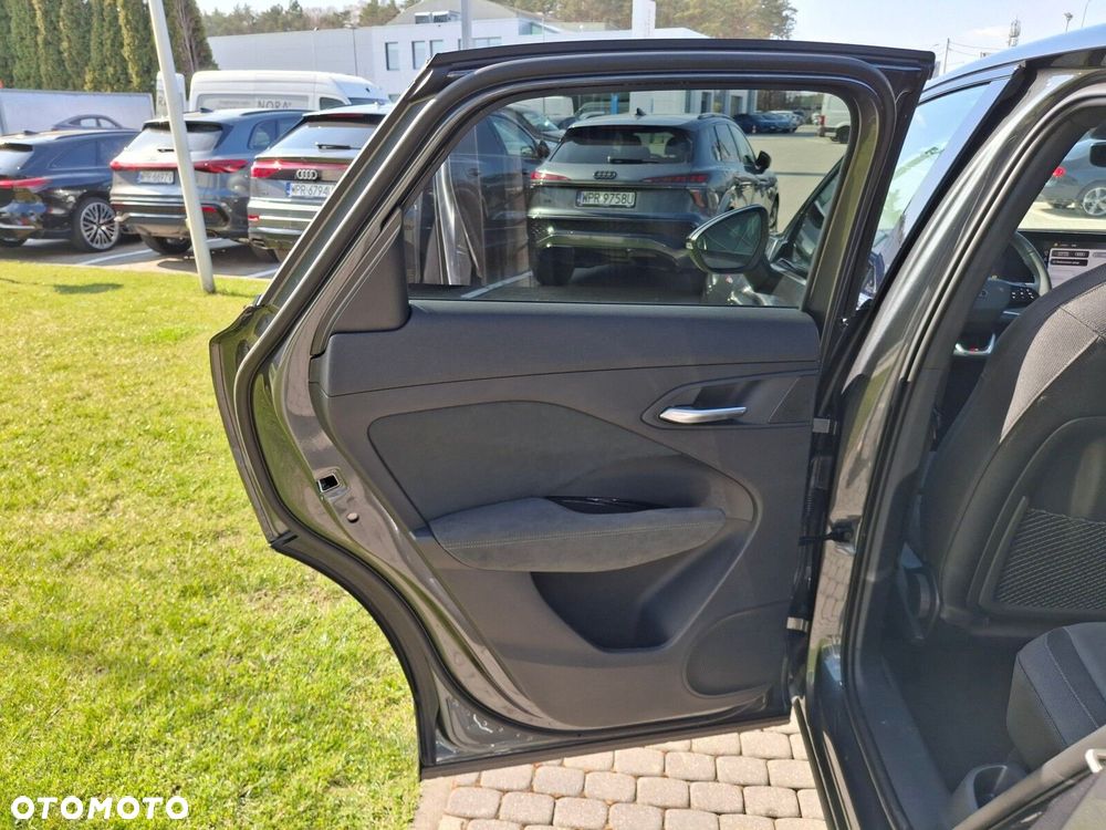 Audi Q3 Sportback - 28