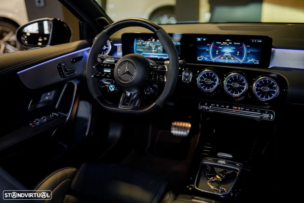 Mercedes-Benz A 45 AMG S 4Matic+ Speedshift DCT 8G - 43