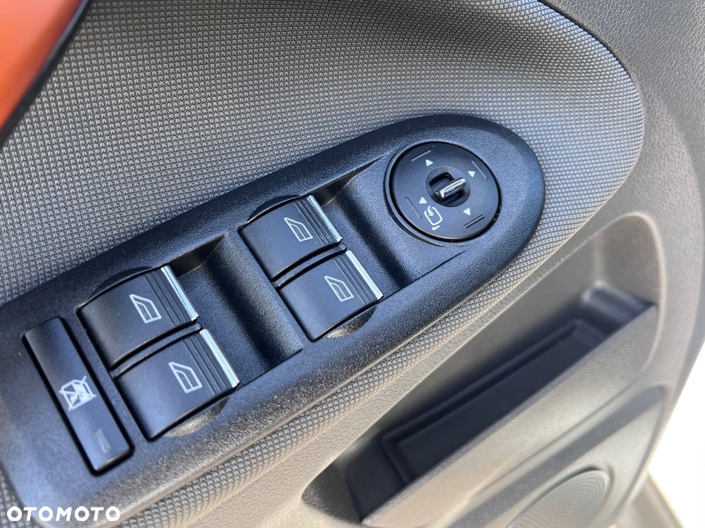 Ford Kuga 2.0 TDCi Titanium - 24