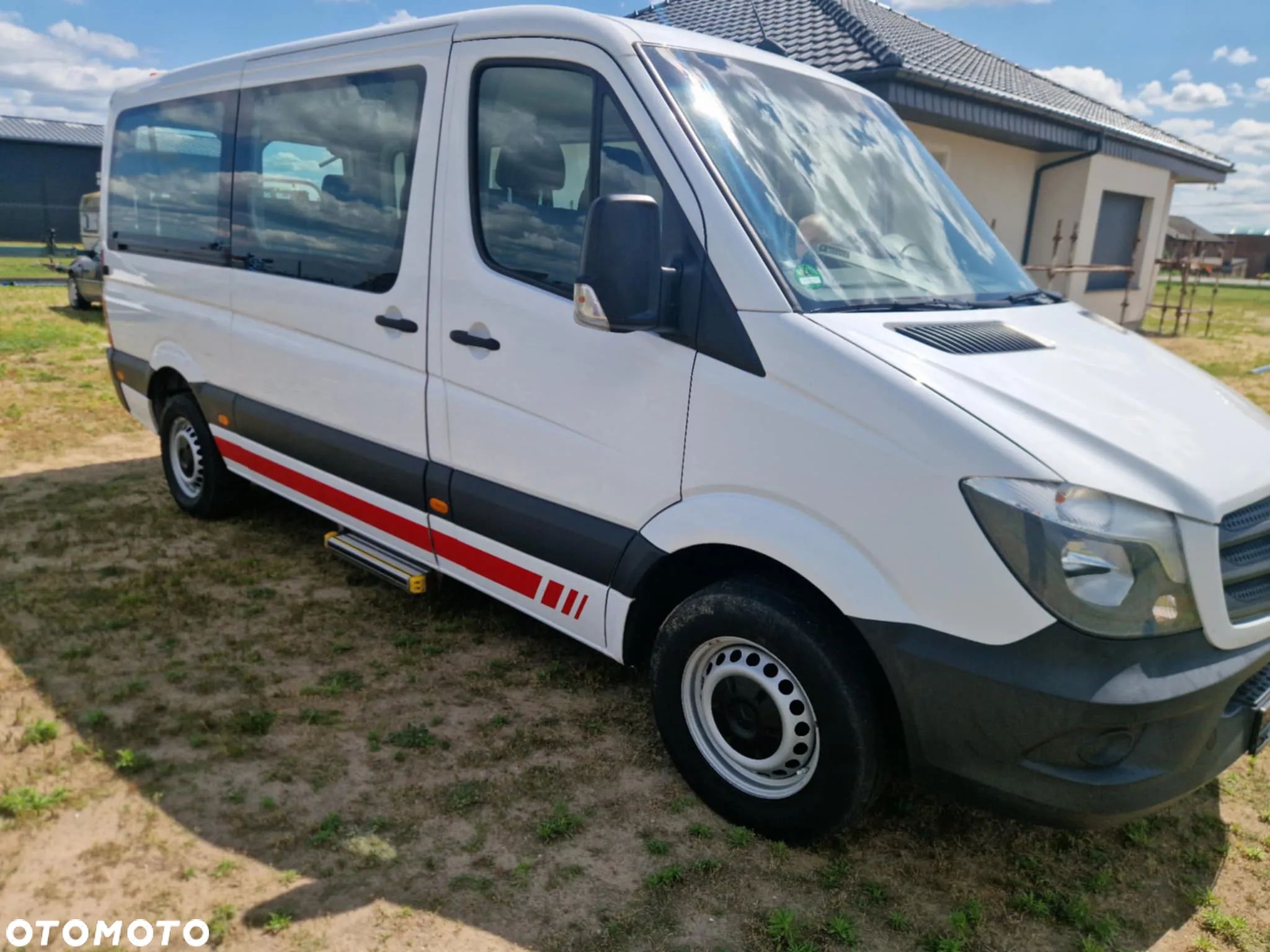 Mercedes-Benz Sprinter - 1