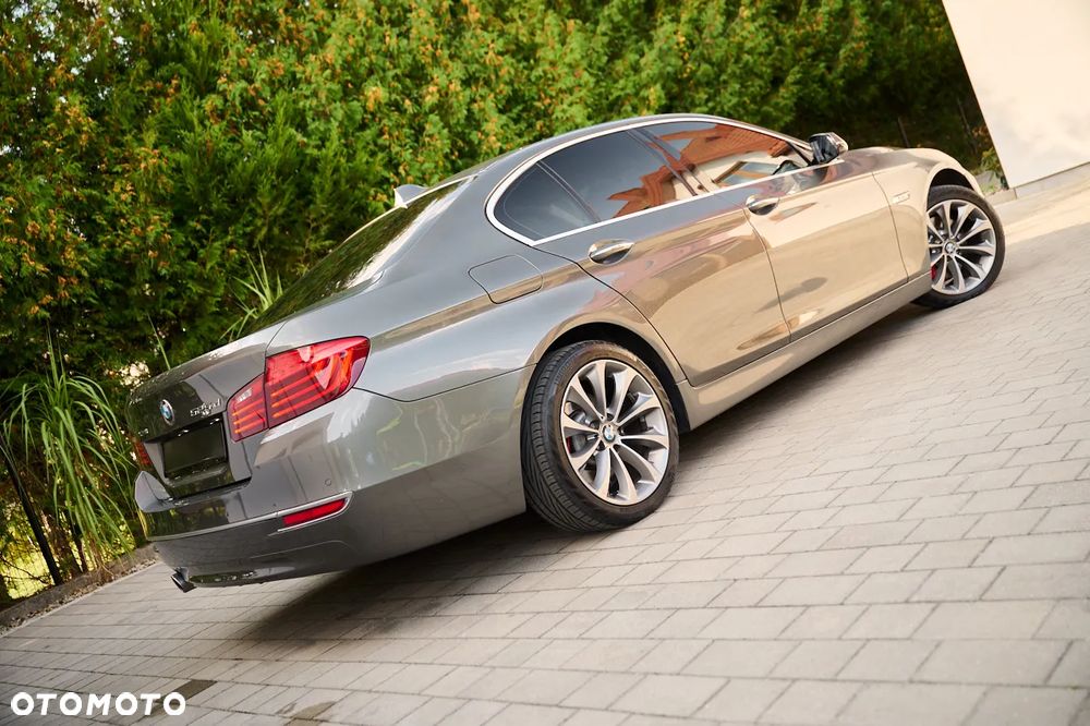 BMW Seria 5 525d xDrive Modern Line - 8