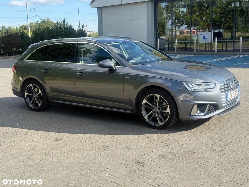 Audi A4 Avant - 1