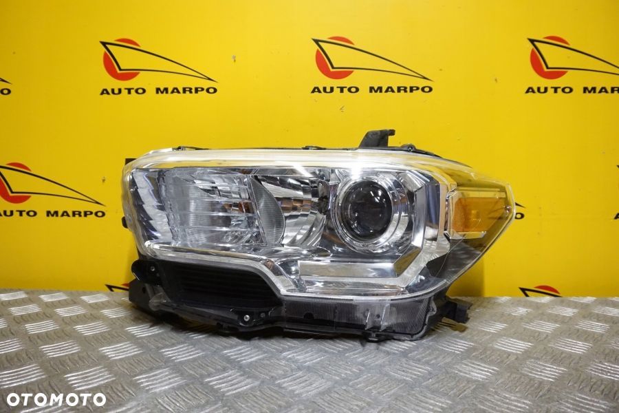 TOYOTA TACOMA 2016- REFLEKTOR LAMPA SOCZEWKOWA BEZ LED JASNA LEWA USA - 2