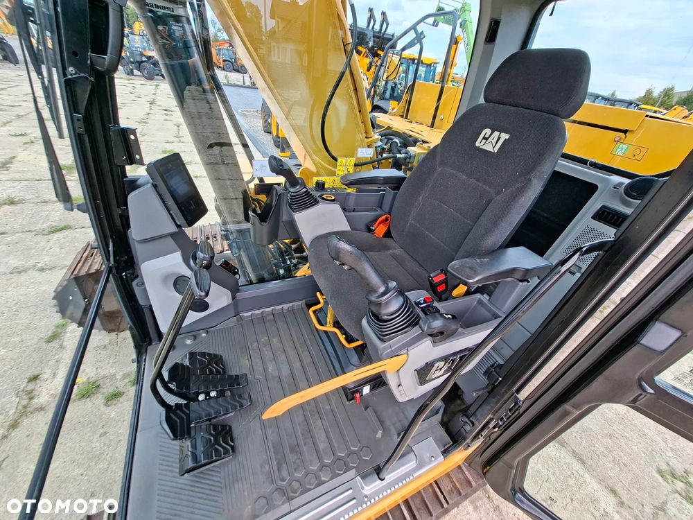 Caterpillar CAT 320 LONG REACH - 2