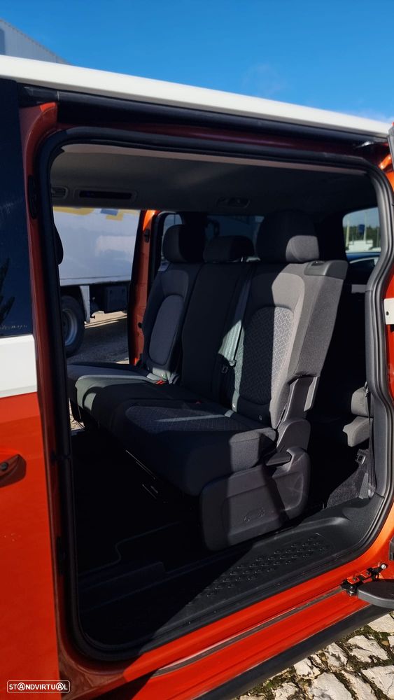 VW ID.Buzz 91 kWh Pro - 10