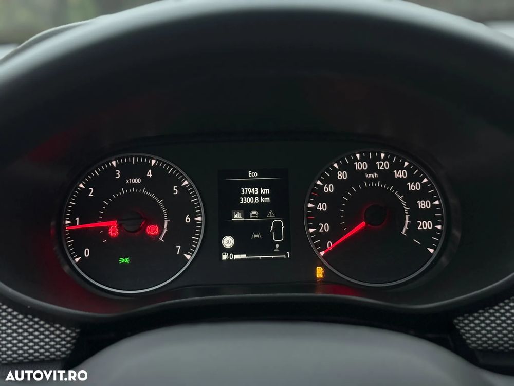 Dacia Logan TCe 90 MT6 Expression - 9