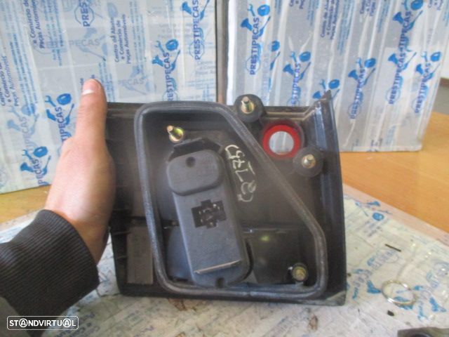 Farol Tras 4831178 SAAB 93 2001 3P TD Original SAAB 93  YS3D 2001 2.0 Turbo 150CV 5P CINZA TD Original - 2
