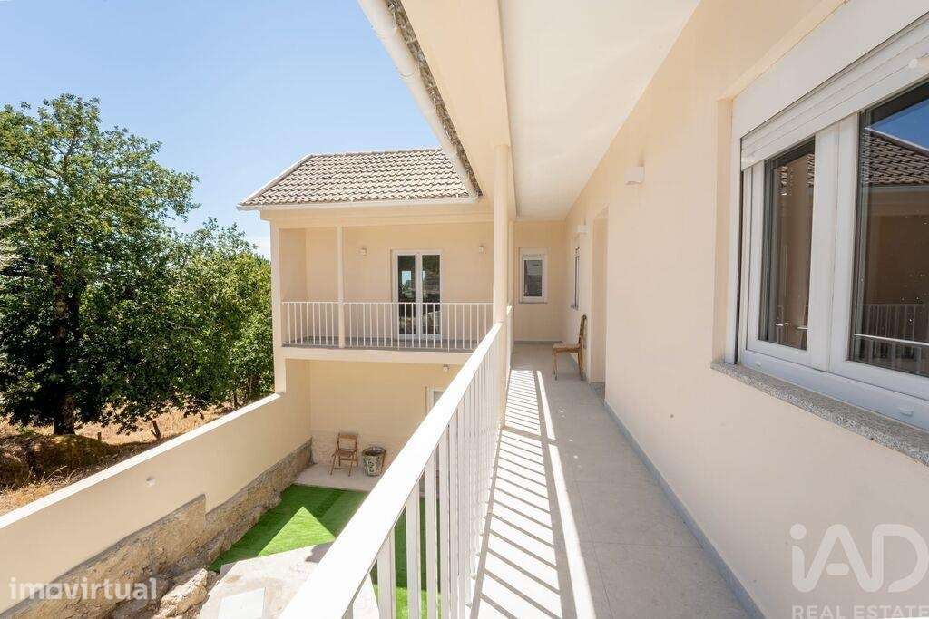 Casa / Villa T3 em Nelas - Grande imagem: 3/25