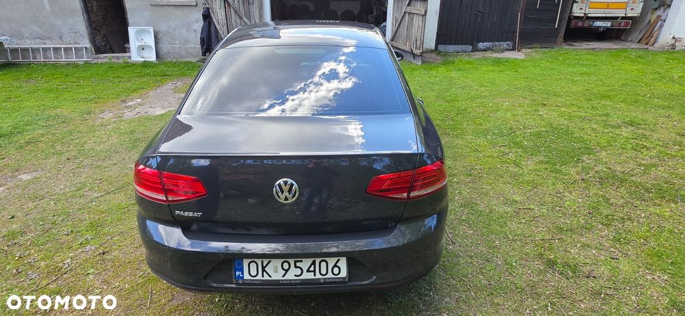 Volkswagen Passat 2.0 TDI SCR Comfortline - 8