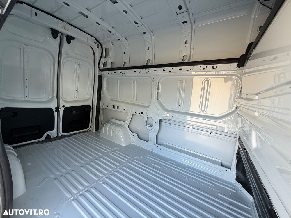 Renault Trafic 2.0 Blue dCi 146CP Authentique L2H2 - 15