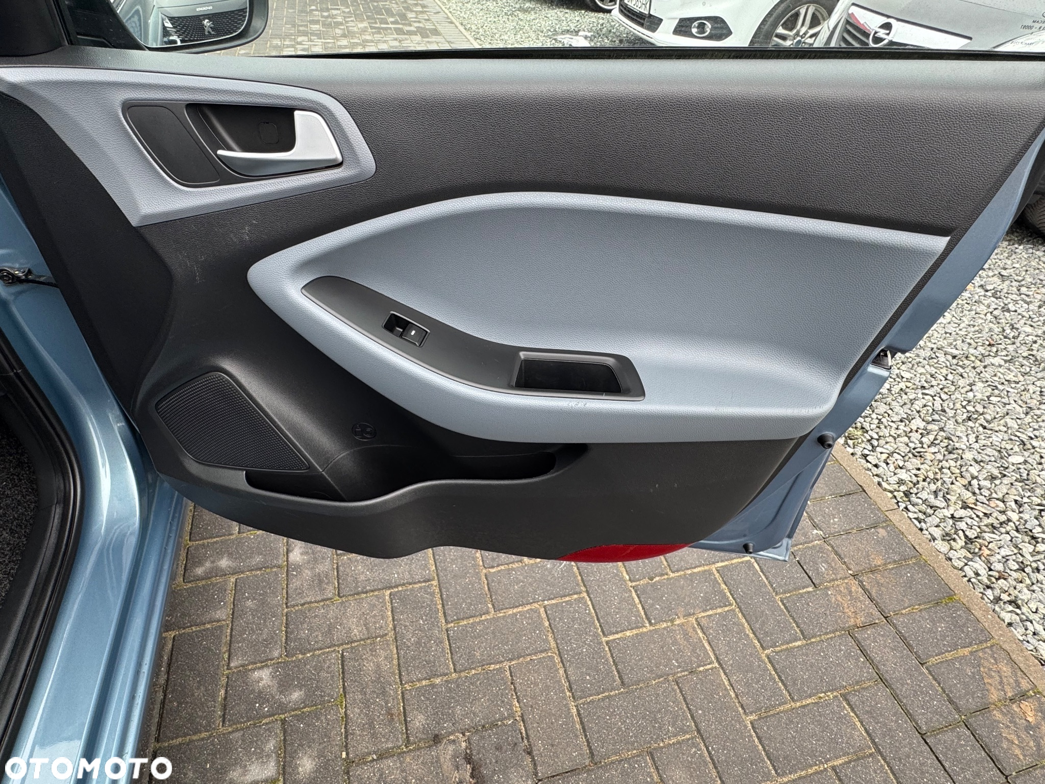 Hyundai i20 blue 1.2 Classic - 30