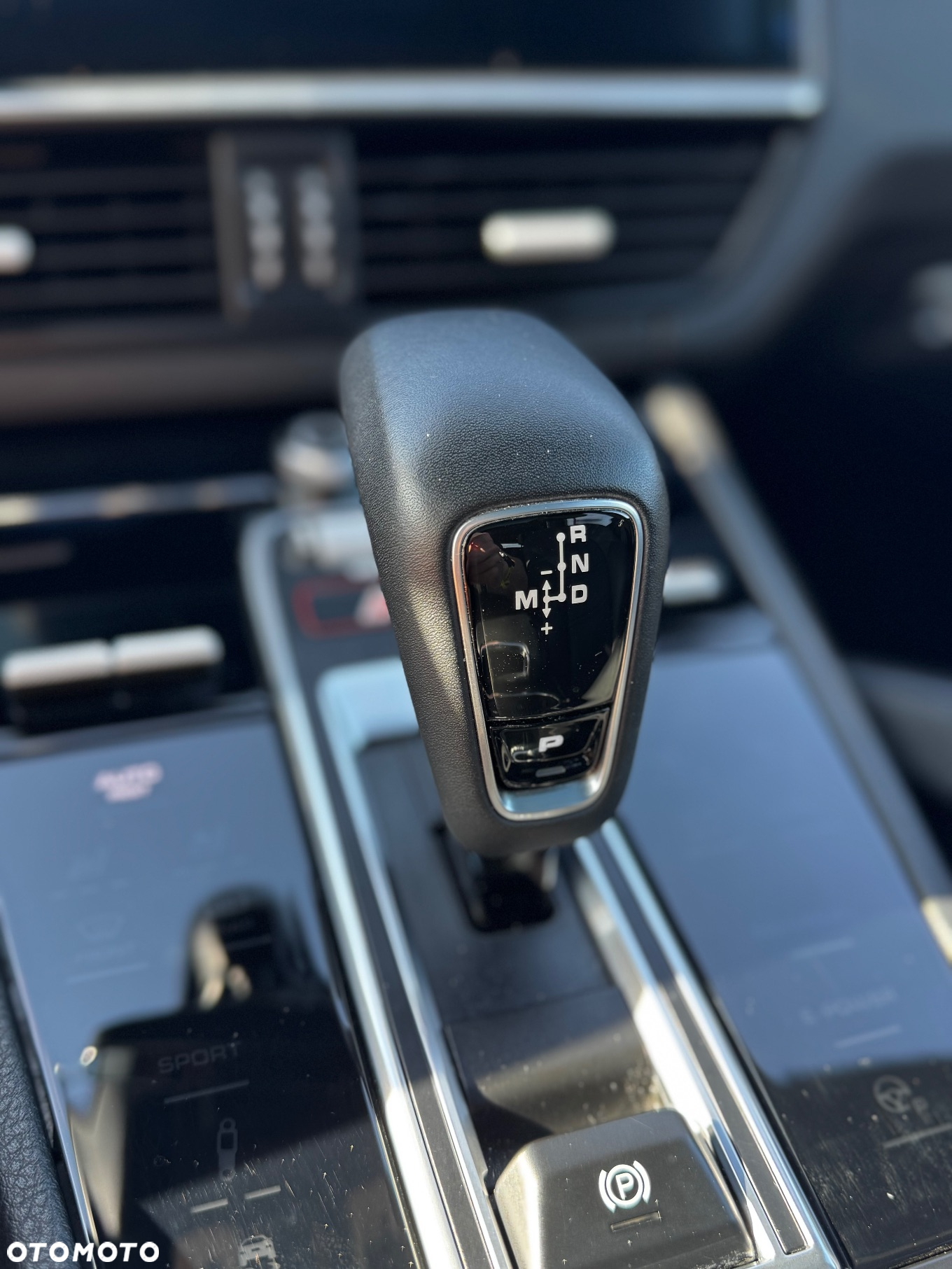 Porsche Cayenne Standard - 13